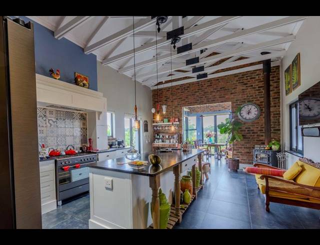 4 BEDROOM HOUSE FOR SALE IN COPPERLEAF ESTATE